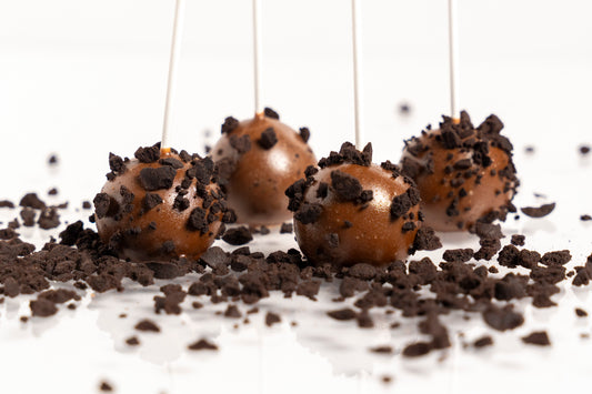Crunchy Chocolate Cookie Cake Pops